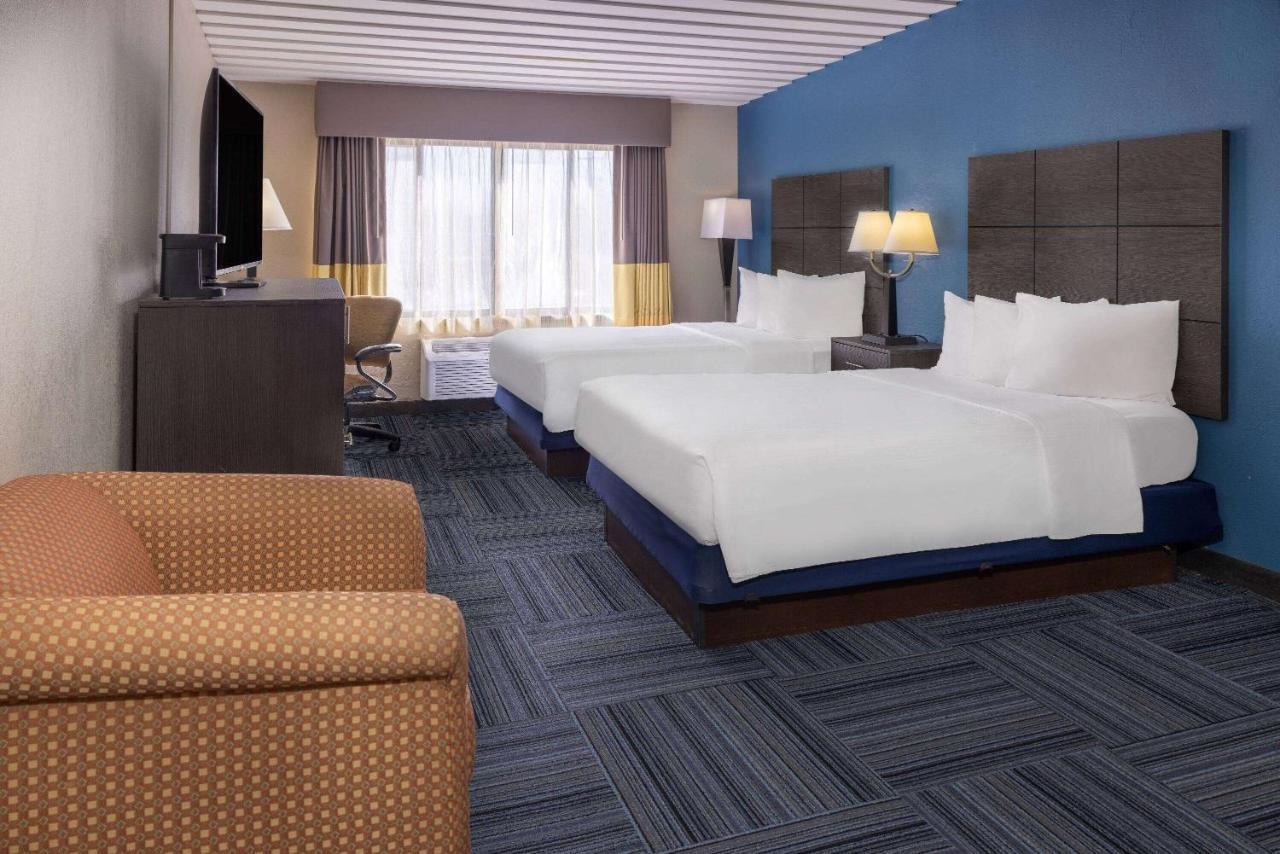 Baymont By Wyndham Appleton Hotell Eksteriør bilde